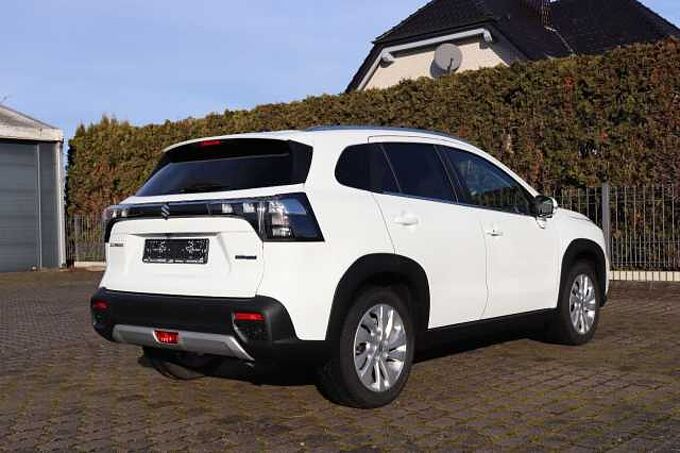 Suzuki SX4 S-Cross (SX4) S-Cross 1.4 Hybrid*Navi*Kamera*LED*DAB+*SH