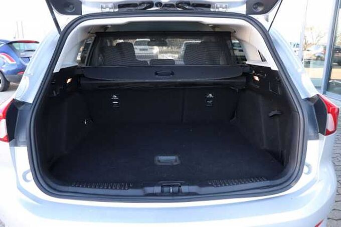 Ford Focus 2,0 EcoBlue Cool & Connect Turnier*CAM*Win