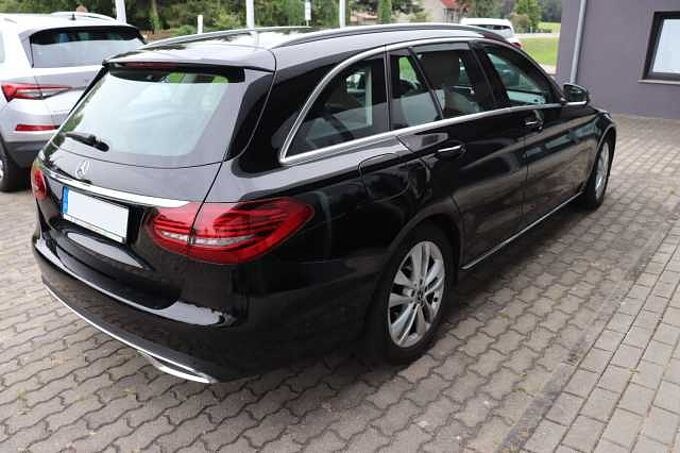 Mercedes-Benz C 220 d T Autom.*Top Zustand!*el.AHK *Allwetter*