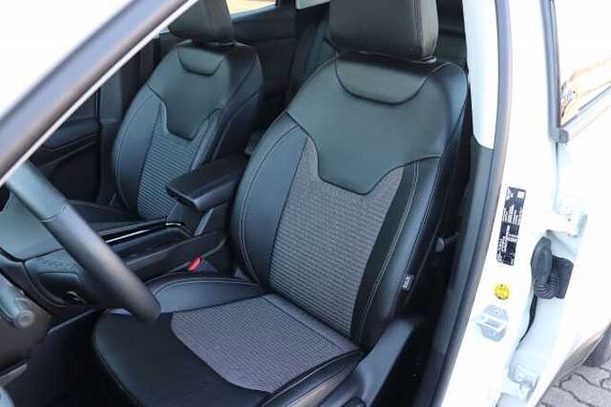 Jeep Compass 1.5l GSE 48V e-Hybrid Altitude DCT*360&deg;*