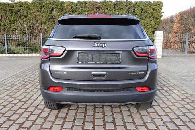 Jeep Compass 2.0 MultiJet Opening Edition 4x4 Auto