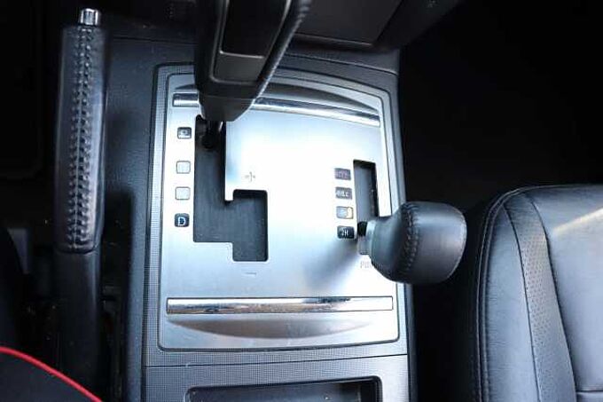Mitsubishi Pajero 3,2 DI-D Intense Autom*scheckheftgepflegt