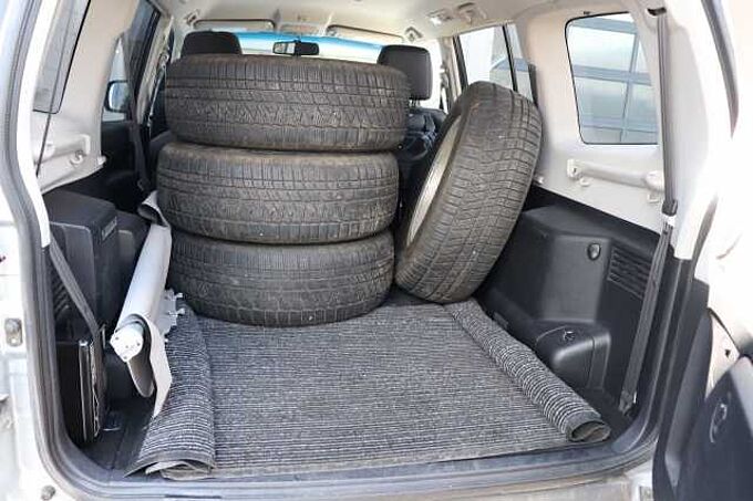 Mitsubishi Pajero 3,2 DI-D Intense Autom*scheckheftgepflegt
