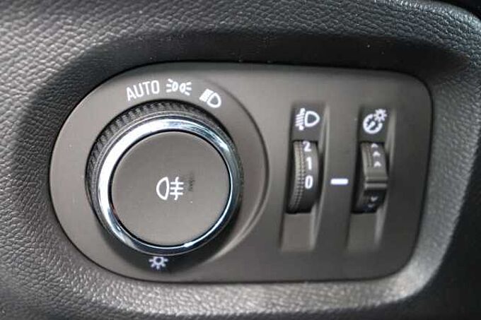 Opel Corsa Hybrid GS eDCT*Kamera*Sitzheizung*Carplay