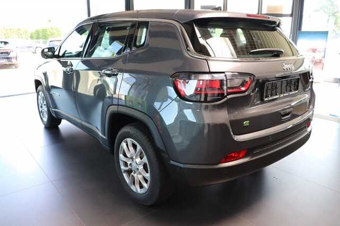 Jeep Compass 1.5l GSE 48V e-Hybrid Altitude DCT*360&deg;*