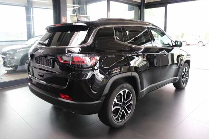 Jeep Compass 1.5l GSE T4 48V e-Hybrid Limited DCT*360