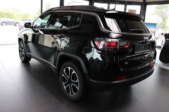Jeep Compass 1.5l GSE T4 48V e-Hybrid Limited DCT*360