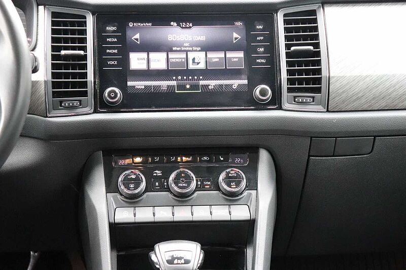SKODA Kodiaq 2.0 TSI DSG 4x4 STYLE*Standheizung*NAVI*