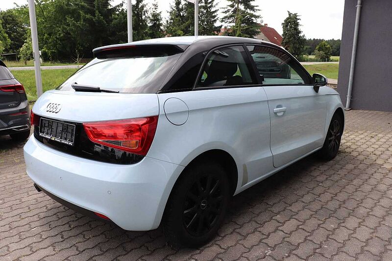 Audi A1 1.2 TFSI Ambition*Navi*PDC*Sitzheizung*