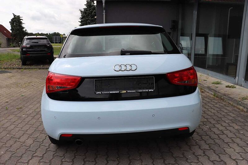 Audi A1 1.2 TFSI Ambition*Navi*PDC*Sitzheizung*