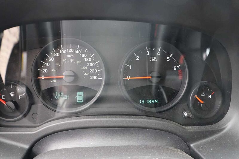 Jeep Compass 2.0 Sport 4x2*AHK*