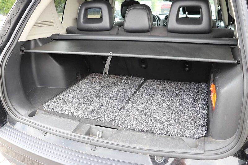 Jeep Compass 2.0 Sport 4x2*AHK*