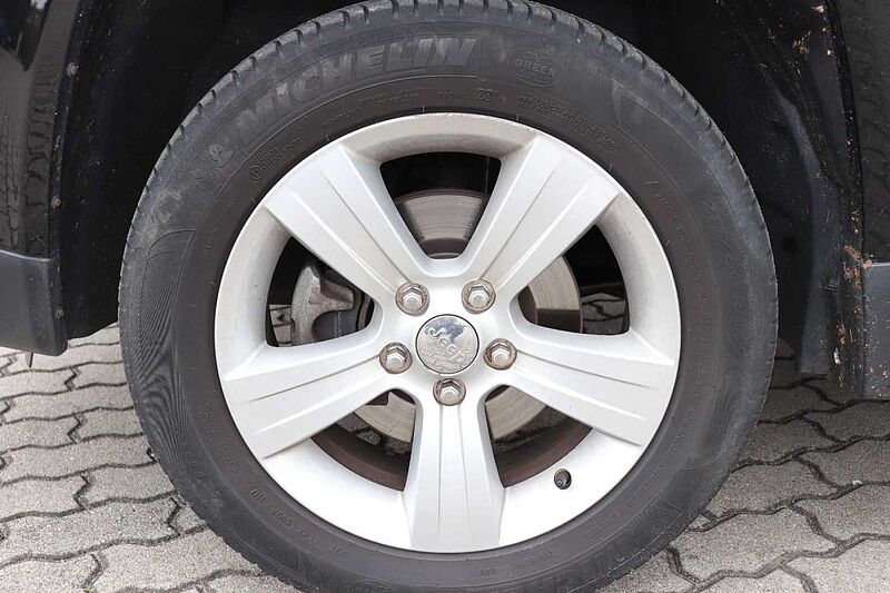 Jeep Compass 2.0 Sport 4x2*AHK*