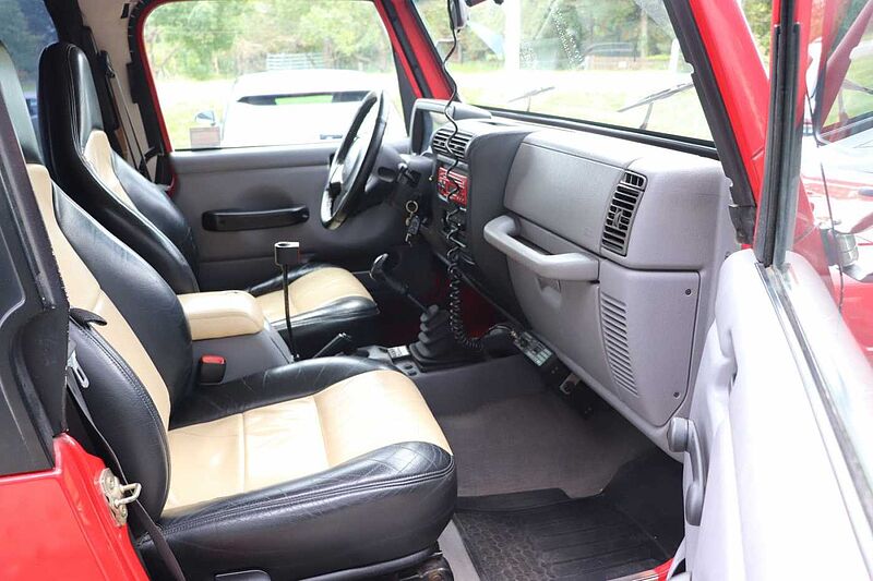 Jeep Wrangler 2.5 Sport*Offroad Umbau*Webasto*AHK*