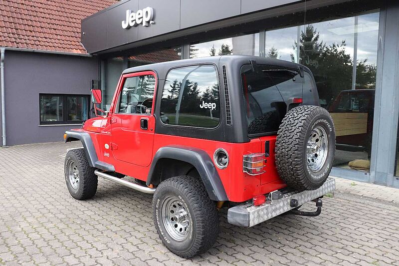 Jeep Wrangler 2.5 Sport*Offroad Umbau*Webasto*AHK*