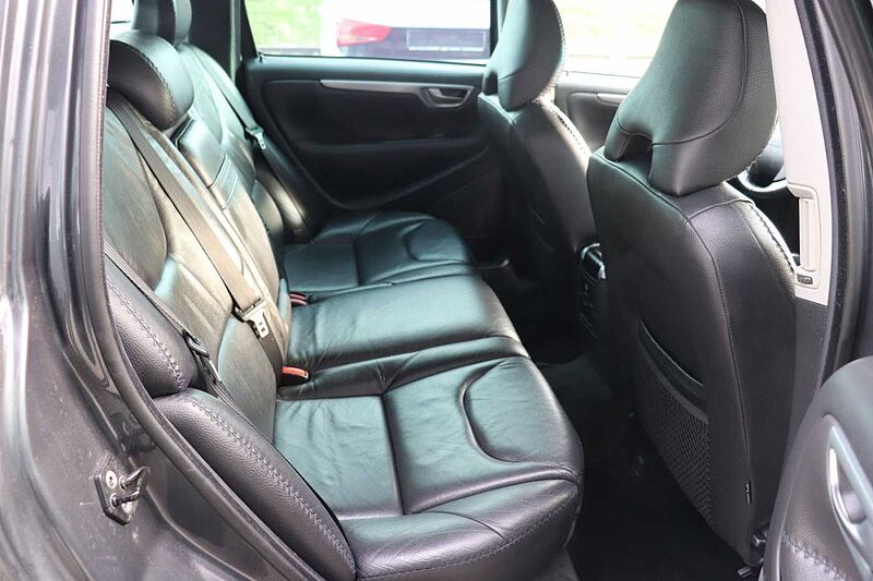 Volvo XC 70 D5 AWD Summum