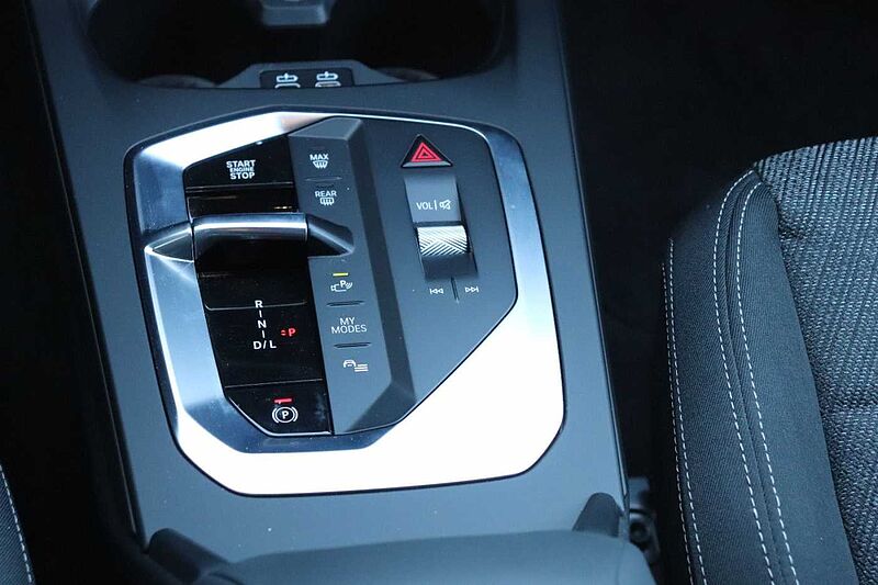 BMW 120 1 Limousine Steptronic*Kamera*SHZ*