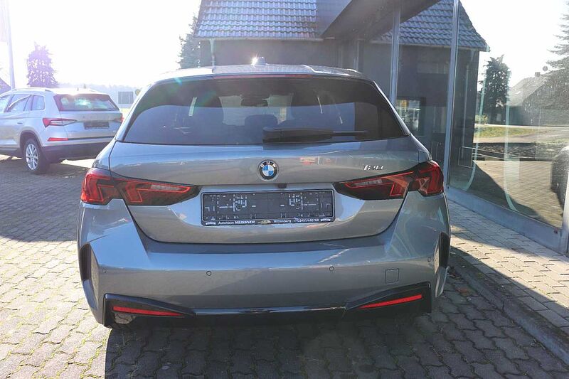 BMW 120 1 Limousine Steptronic*Kamera*SHZ*