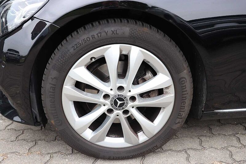 Mercedes-Benz C 220 d T Autom. *Top Zustand! *el. AHK *Allwetter*