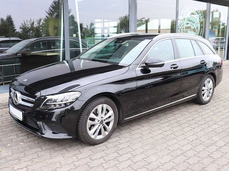 Mercedes-Benz C 220 d T Autom. *Top Zustand! *el. AHK *Allwetter*