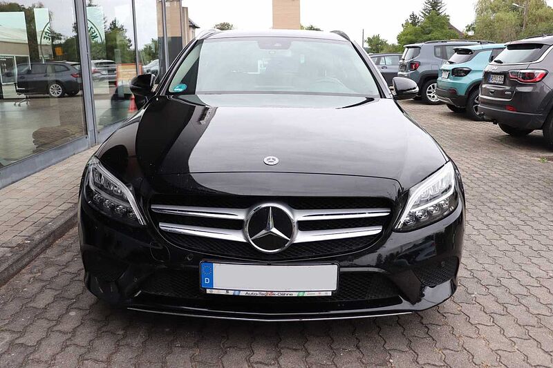 Mercedes-Benz C 220 d T Autom. *Top Zustand! *el. AHK *Allwetter*