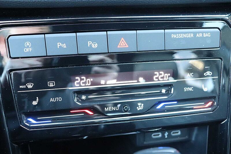 Volkswagen T-Cross 1.5 TSI OPF DSG R-Line*Digital*CAM*NAVI