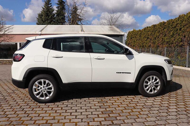 Jeep Compass 1.5l GSE 48V e-Hybrid Altitude DCT*360&deg;*