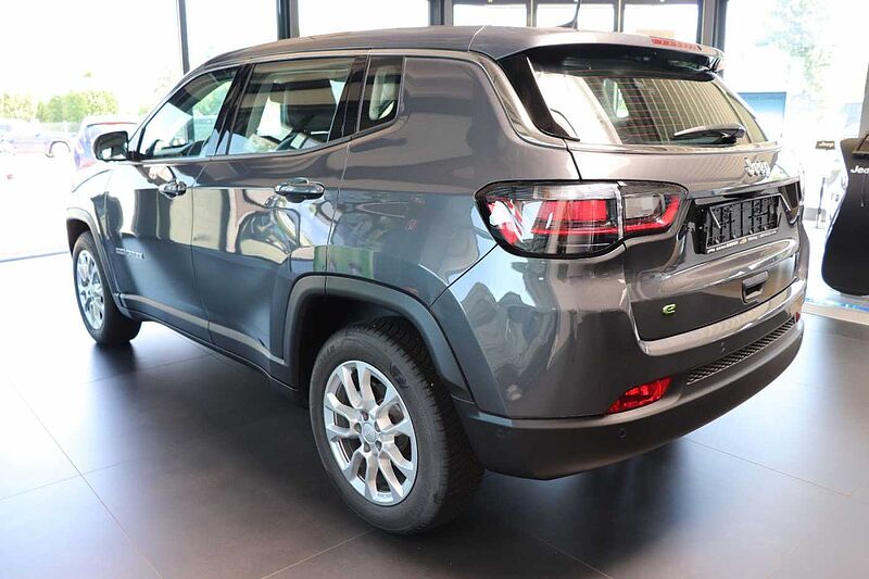 Jeep Compass 1.5l GSE 48V e-Hybrid Altitude DCT*360&deg;*