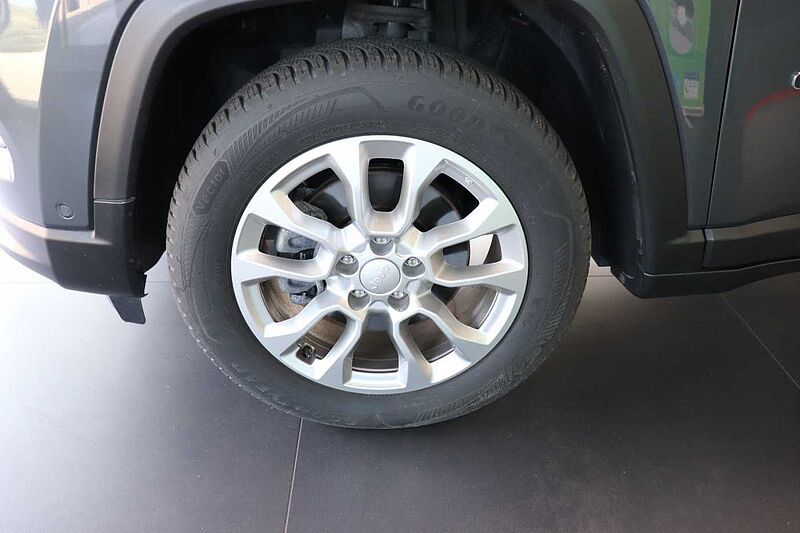 Jeep Compass 1.5l GSE 48V e-Hybrid Altitude DCT*360&deg;*