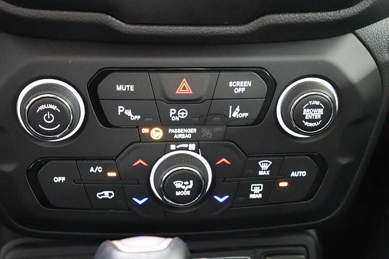Jeep Renegade 1.5l GSE 48V e-Hybrid Limited DCT* 19'